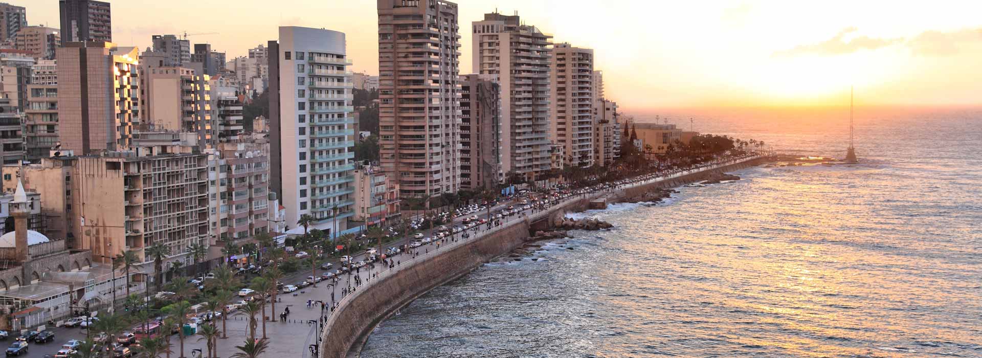 Un autre œil sur la corniche