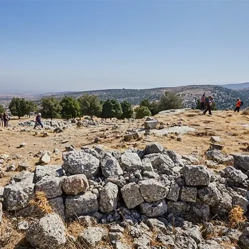 Akroum