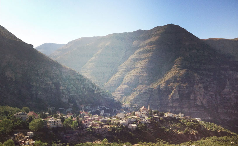 Viewpoint on the Aaqoura mountains