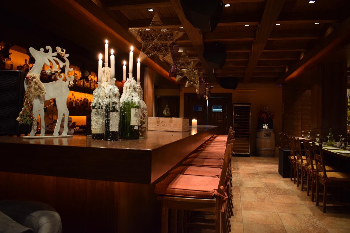 Les Caves de Chez Michel - MOOVTOO Guide