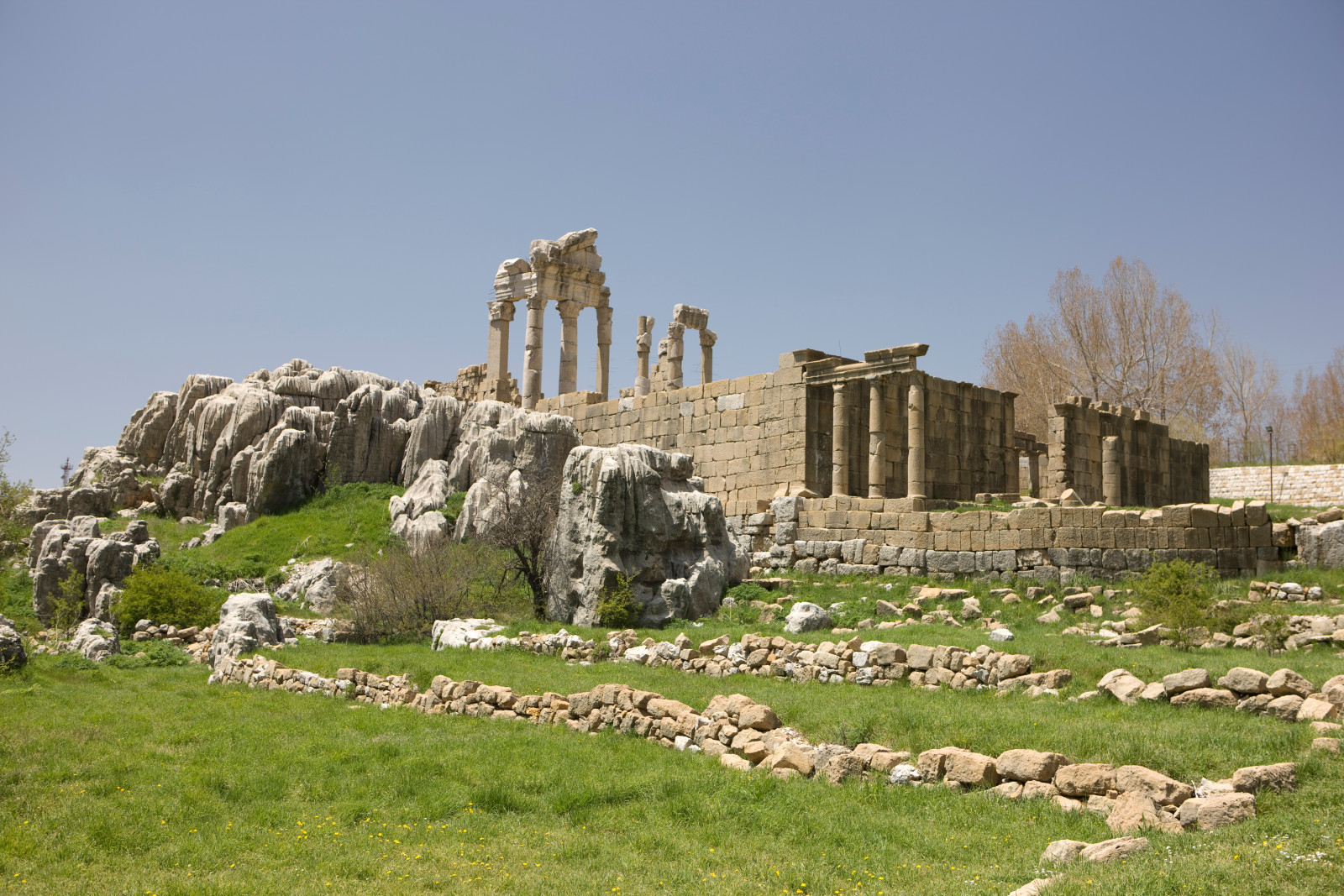Le temple d'Atargatis à Faqra - MOOVTOO Guide
